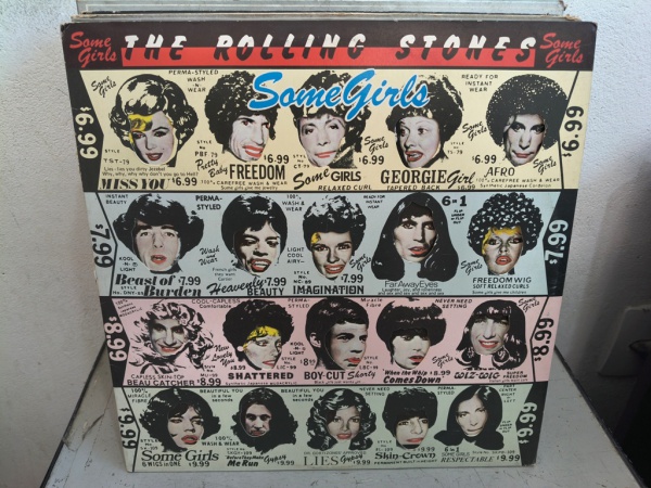 Joias . LP The Rolling Stones - Some Girls. Com encarte, capa e disco VG+