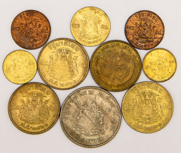 Numismática. Miscelânea. Lote com 5 peças.