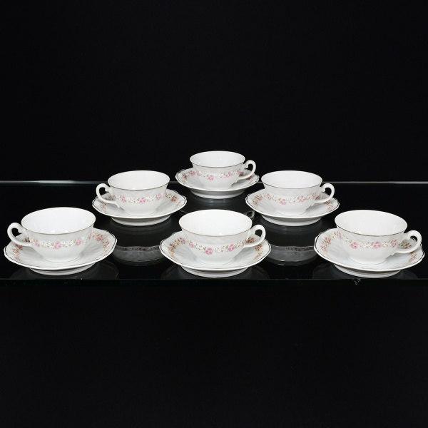 Joias . PORCELANA, uma (1) travessa oval, ornamentação policrom foto 8