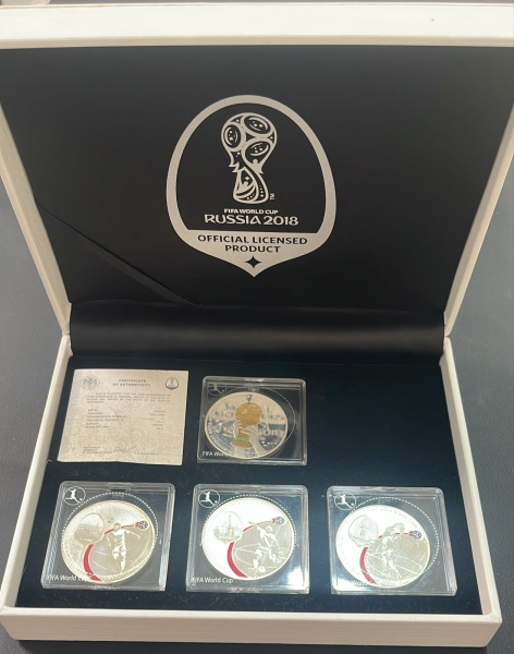 Joias . RARO - SET COM 04 - MOEDAS DA RUSSIA COPA FIFA 2018 - 3 RUBLOS 2018 - PRATA ...
