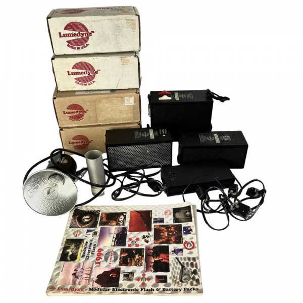 Joias . Sistema de iluminação portátil flash Lumedyne, equipamento profissional para ...