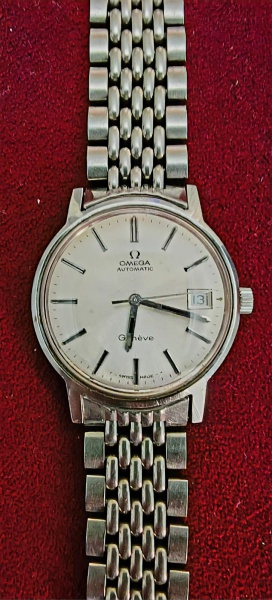 Relogios . Omega Constellation Automatic Daydate Tonneau Shape - M foto 1
