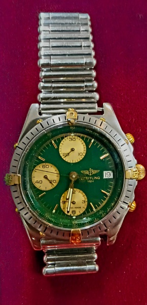 Relogios . Omega Constellation Automatic Daydate Tonneau Shape - M foto 3