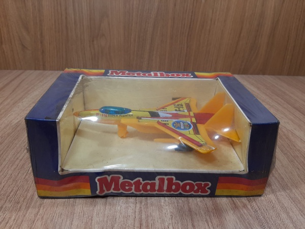 Joias . Miniatura de avião F-15 Super Fighter da Metalbox, na cor amarela, fabricada no ...