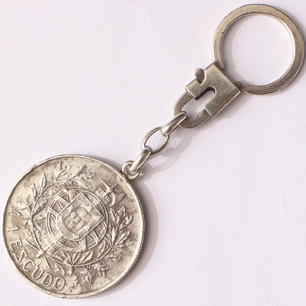 Joias . NUMISMÁTICA - Chaveiro com moeda de prata temática da Proclamação da República ...
