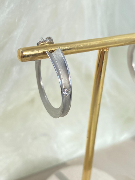 Joias . BRINCO, ANTONIO BERNARDO, EM OURO BRANCO, 18K, ARGOLA, TAMANHO: 3CM, PESO: ...