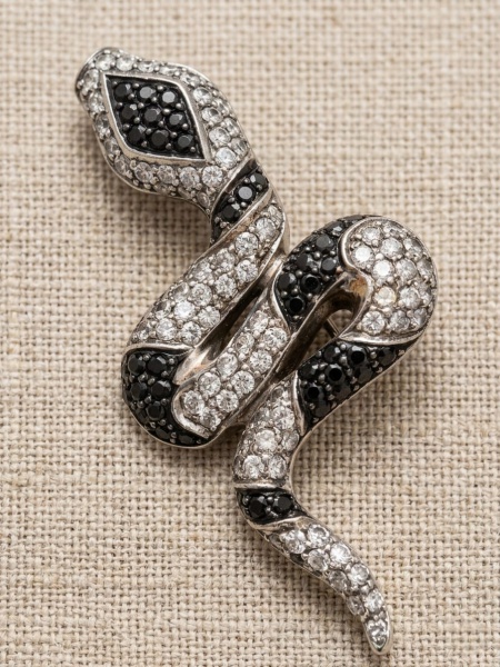 Joias . TIFFANY & CO - COLAR AUTÊNTICO  EM PRATA 925, MEDINDO 4 foto 1