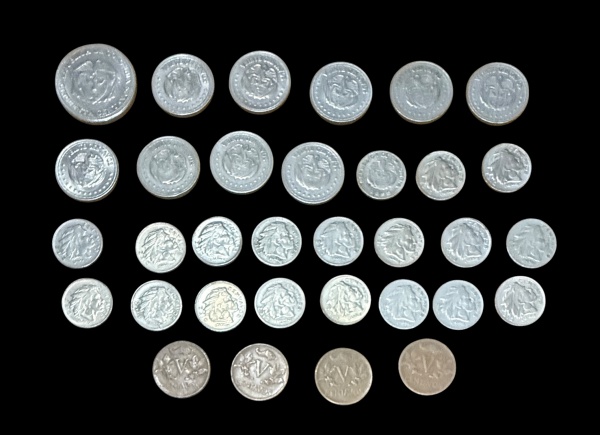 Joias . Numismática, 296 moedas estrangeiras, Suíça, 10 centavo foto 2