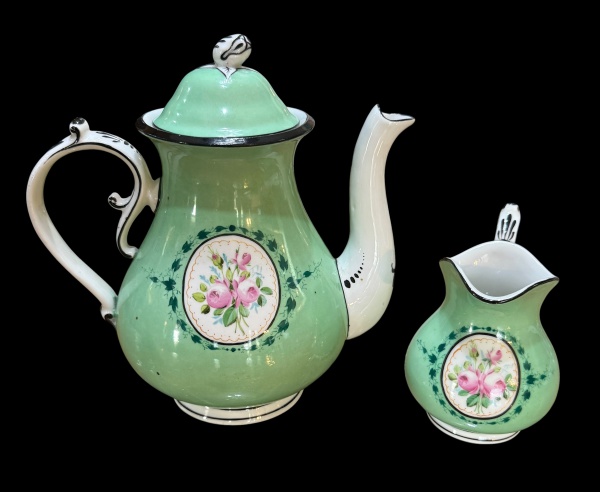 Joias . Parte de Raro aparelho de jantar em porcelana Francesa foto 8