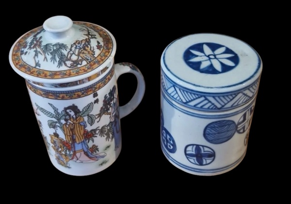 Joias . Parte de Raro aparelho de jantar em porcelana Francesa foto 3