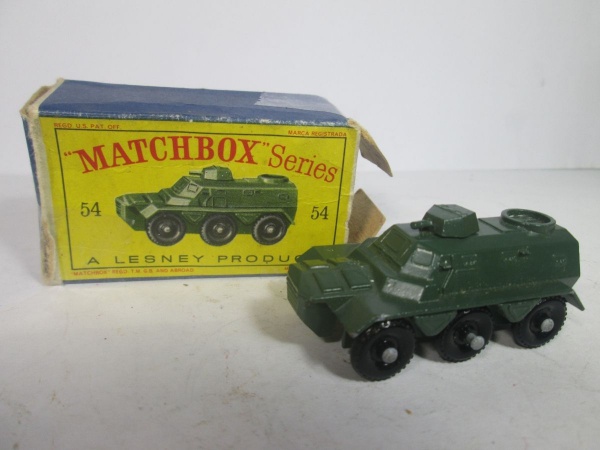 Joias . Matchbox lesney 1/64 na caixa Tanque canhão giratório 3 Eixos nº 54