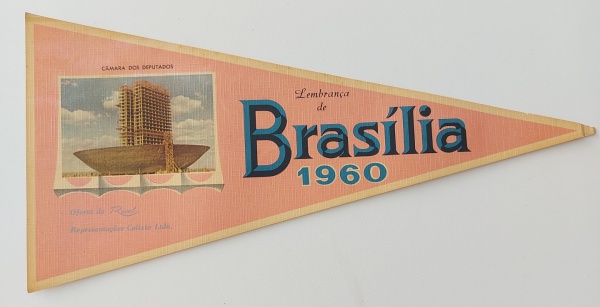 Joias . Flâmula, Lembrança de Brasília, Distrito Federal. 1960. foto 1