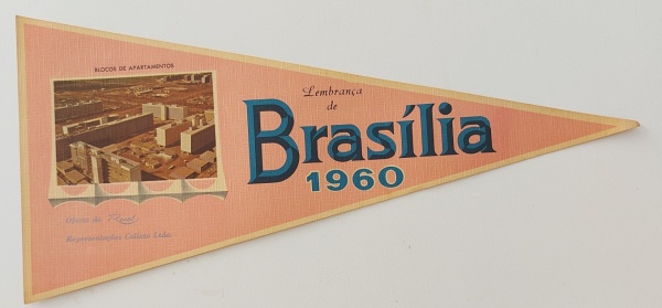 Joias . Flâmula, Lembrança de Brasília, Distrito Federal. 1960. foto 3