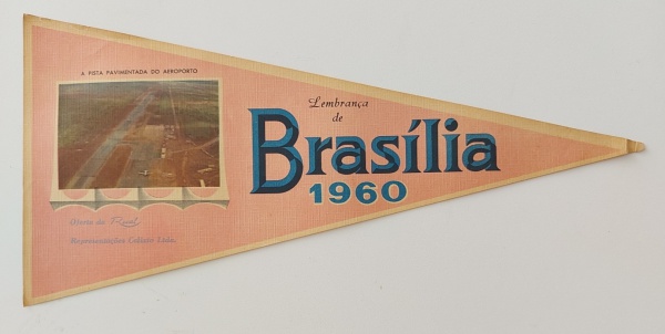 Joias . Flâmula, Lembrança de Brasília, Distrito Federal. 1960. foto 5