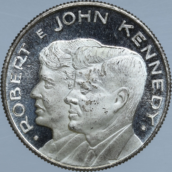 Joias . Medalha da Itália - 1992 - Prata (.800) - 149.1 g - 59 foto 1