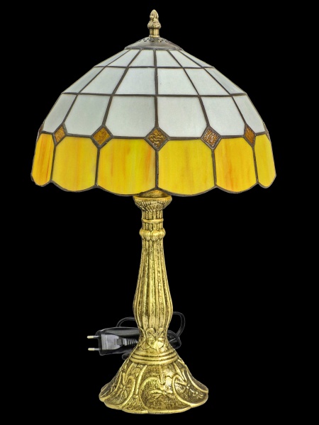 Joias . Luminária de Mesa, de Rara Beleza, nos estilos Tiffany e Art Nouveau, para uma ...