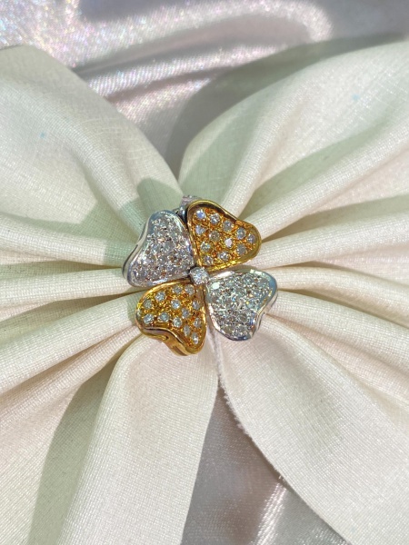 Joias . PINGENTE, EM OURO AMARELO E BRANCO, 18K, DIAMANTE, TAMANHO: 2,5CM, PESO: 4.8 ...