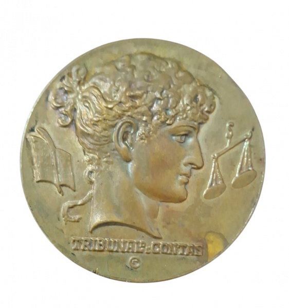 NUMISMÁTICA MEDALHA - Tribunal de contas - 3 Congresso Internacional das instituições de controle das finanças públicas - Rio de Janeiro. Diâmetro: 50 mm.