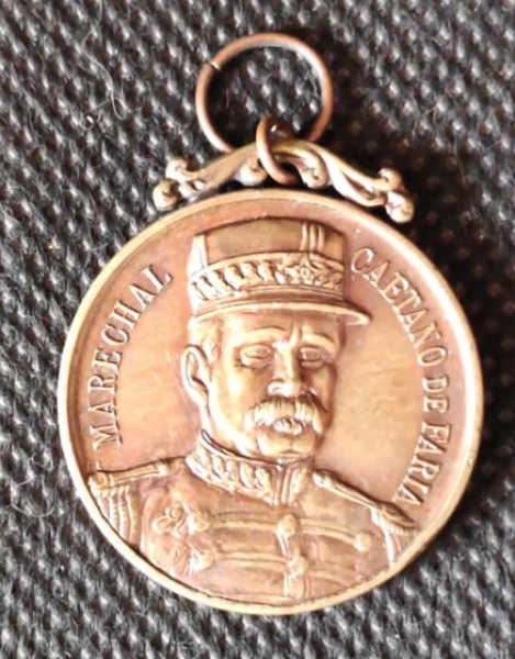 Medalha de Bronze do Marechal Caetano de Faria em comemoração ao seu 1. centenário de nascimento 1855/1955 com 32mm de diâmetro