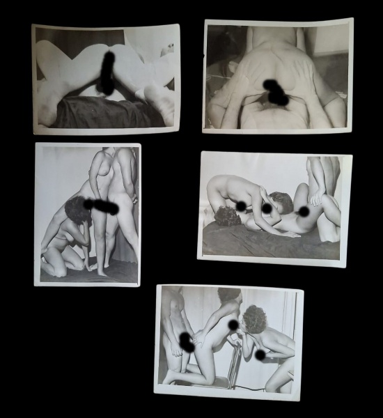 Colecionismo - Lote com 5 fotografias erótica em preto e branco da década de 1970 - Med. 12cm x 9cm