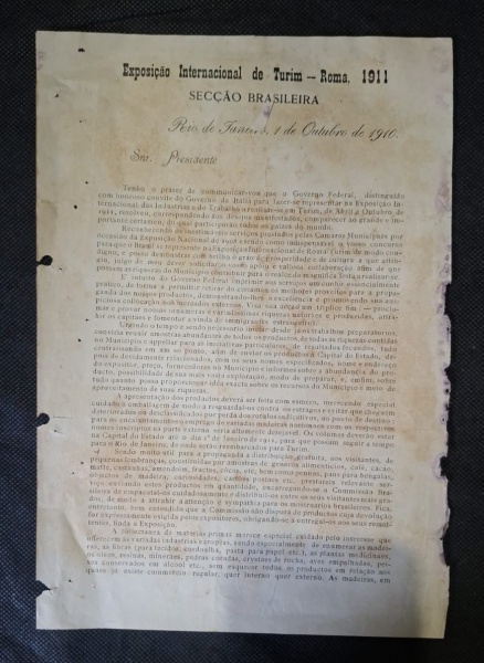 Ofício Oficial - Exposição Internacional de Turim-Roma 1911 - Seção Brasileira - Rio de Janeiro, 1 de Outubro de 1910 - Documento datilografado/mimeografado em papel ofício antigo. Cabeçalho "Exposiçã