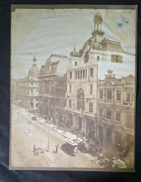 Fotografia histórica do Rio de Janeiro, início do século 20 - "Um trecho da Av. Central Rio Brasil" - Fotografia por Maltz - Legenda/Cartão: Avenida Central, 1907 - Coleção G.F. de Bonelli Carvalho - 