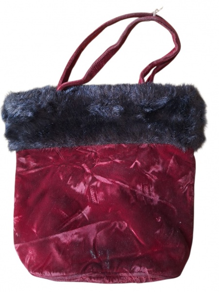 Bolsa Veludo Vinho com Gola de Pele Sintética - Bolsa "muff" estilo anos 80-90, vibe festa de inverno. Clássica de época de Natal/Ano Novo - Descrição:- Modelo: Bolsa saco/muff mole com alça de mão du