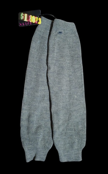 Aquecedores de perna/Polar Cinza + tag - - Peça: Aquecedores de perna/manguito comprido - tricot canelado grosso- Cor: Cinza bem vibrante - Leg warmers: Estouraram nos anos 80 com a moda aeróbica/Fama