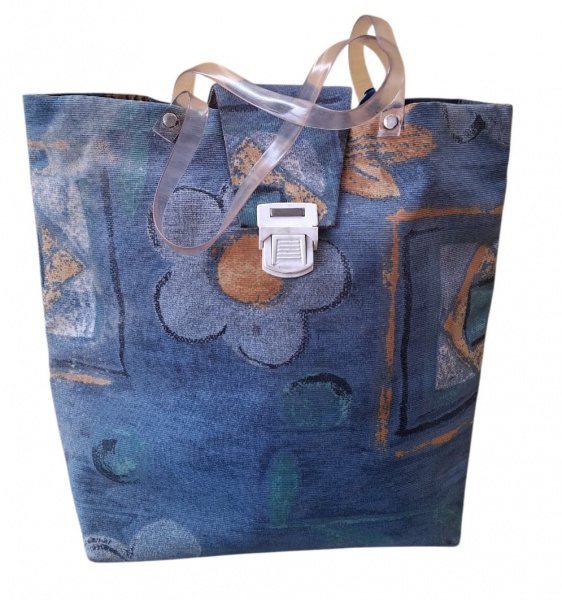 Bolsa Tote Estampada - Tecido Azul + Alça PVC Transparente - - Material: Tecido estampado azul, caramelo e verde. Estampa de flores + formas geométricas. Alça de PVC/acetato transparente- Modelo: Tote