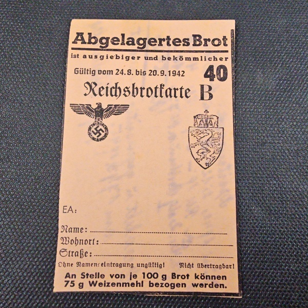 Joias . Brasil, documento particular de 1952, com selos e estam foto 2