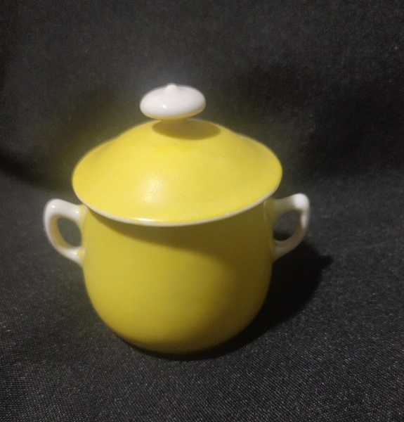 Joias . BELÍSSIMO PRATO DECORATIVO EM PORCELANA DE ORIGEM ORIEN foto 6