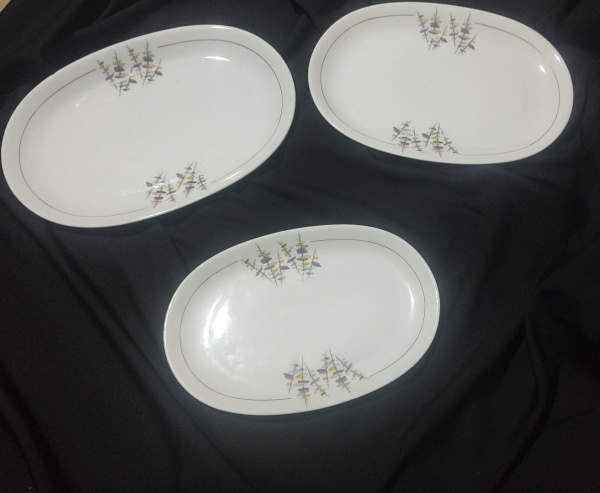 Joias . BELÍSSIMO PRATO DECORATIVO EM PORCELANA DE ORIGEM ORIEN foto 7