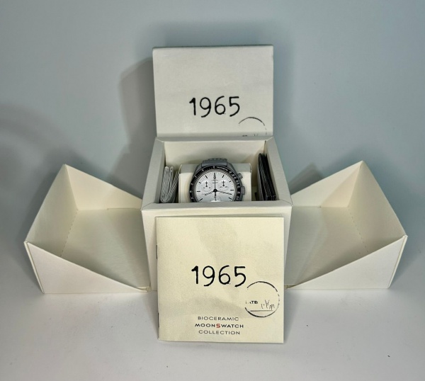 Relogios . Omega x Swatch Speedmaster Moonswatch - Relógio suíço de pulso cronógrafo ...