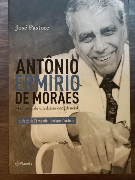 Arte . Antonio Cesario - O Sentido Linguístico Social de Camõe foto 5