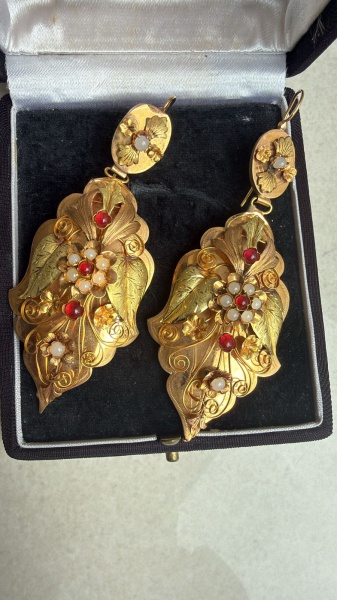 Joias . Belissima Joia em Ouro 22k - 23,5 g -  Portuguesa - Brincos Gramalheira - Joia ...