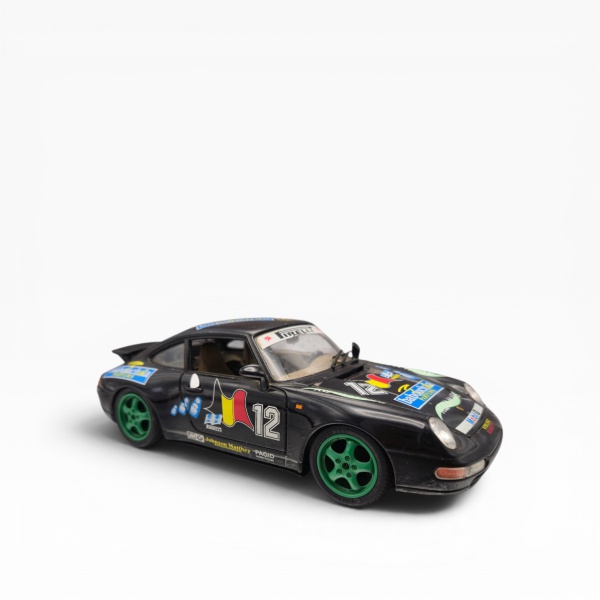 Joias . Porsche 911, escala 1/18, UT Models foto 3