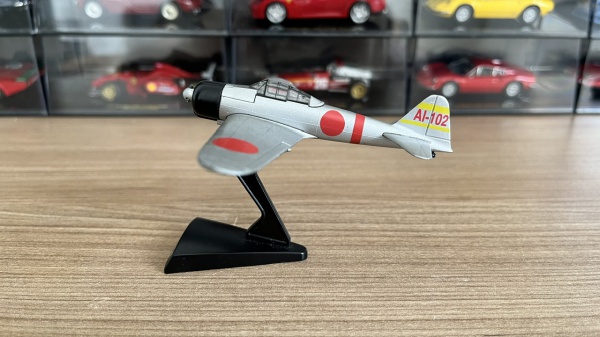 Joias . Miniatura avião P 38 Lightning. Aprox. 8,5cm compriment foto 2