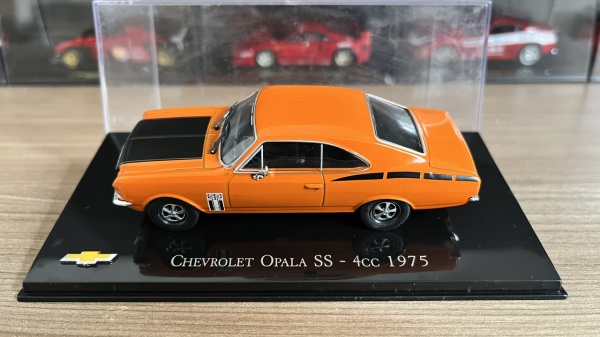 Joias . Miniatura carrinho Chevrolet Opala Gran Luxo 1971 . Edi foto 1