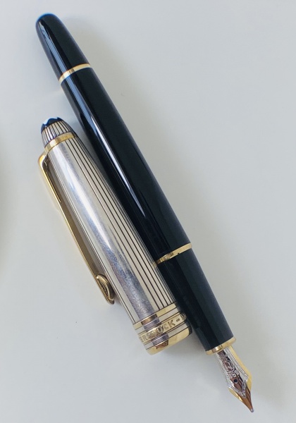 Relogios . PORTA CANETA ROLEX EM COURO NO TRADICIONAL TOM VERDE OR foto 5