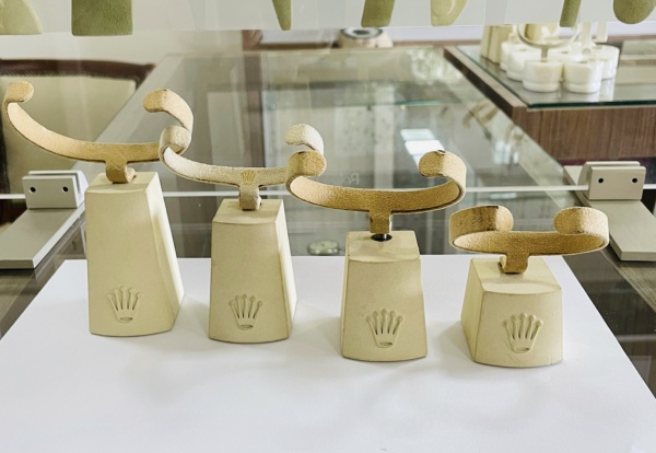 Relogios . ANEL MUSICA CONFECCIONADO EM OURO AMARELO 18K, COM 1 BR foto 5