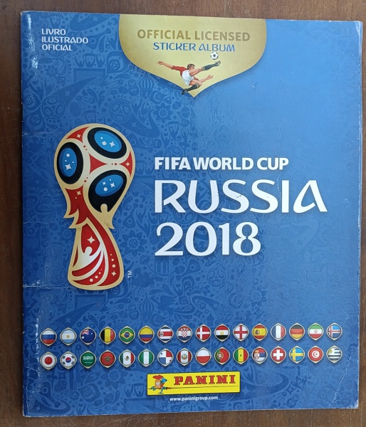 Joias . Álbum Panini Copa do Mundo 2010COMPLETO - Livro Ilustra foto 3