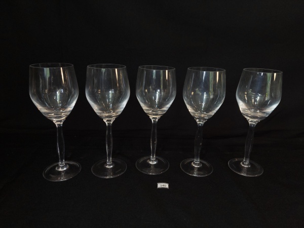 Joias . Jogo 5 Taças Vinho Branco Cristal Strauss Translucido. Medida: 18 cm de altura ...