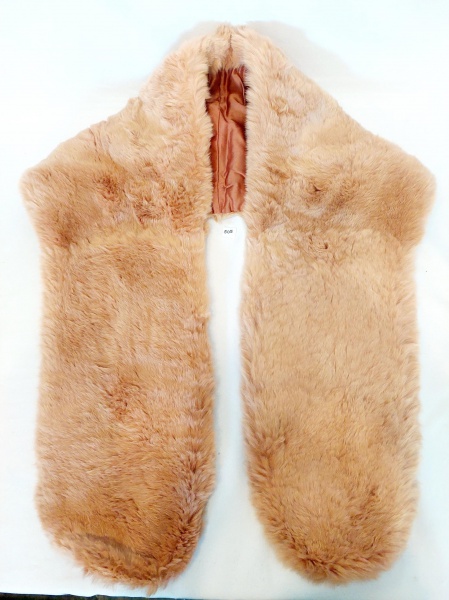 Joias . ELEGANTE ESTOLA EM PELE NATURAL POSSILMENTE VISION NO TOM DE MARROM COM FORRO ...
