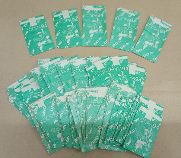 Joias . Lote com 11 pacotinhos de Cards lacrados sendo eles: Fi foto 8
