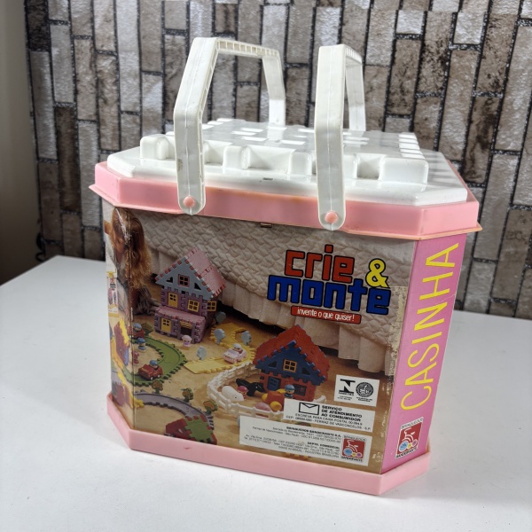 Joias . Antigo Brinquedo Crie & Monte Casinha, marca Bandeirante anos 80. Não está ...