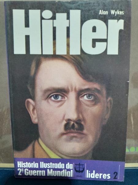 Joias . A GUARDA DE HITLER - LIVRO COLEÇÃO RENES - HISTÓRIA DA foto 3