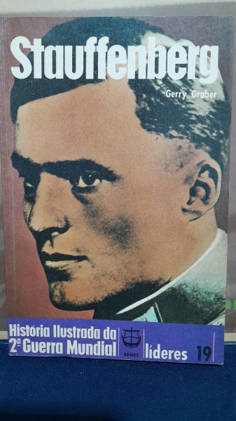 Joias . A GUARDA DE HITLER - LIVRO COLEÇÃO RENES - HISTÓRIA DA foto 5