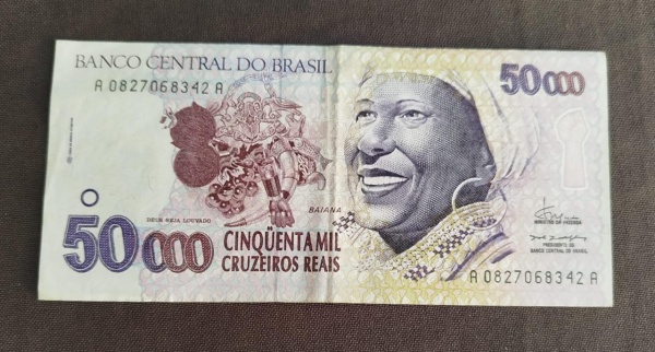 Joias . Cédula de cinquenta mil cruzeiros reais, baiana, escassa, mbc.