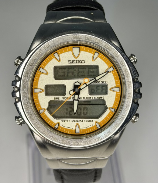 Relogios . Seiko "Macchina Sportiva" H021-8030 desenhado por Giugiaro - Relógio de ...