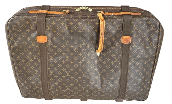 Bolsas . Mala Vintage Louis Vuitton Satéllite. (no estado )Alça de mão quebrada. . ...